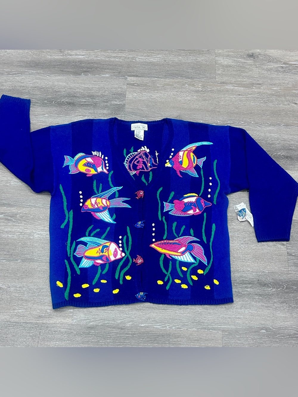 Vintage 90’s Mandal Bay Ocean Fish Embroidered Cardigan Sweater | Size XL | NWT